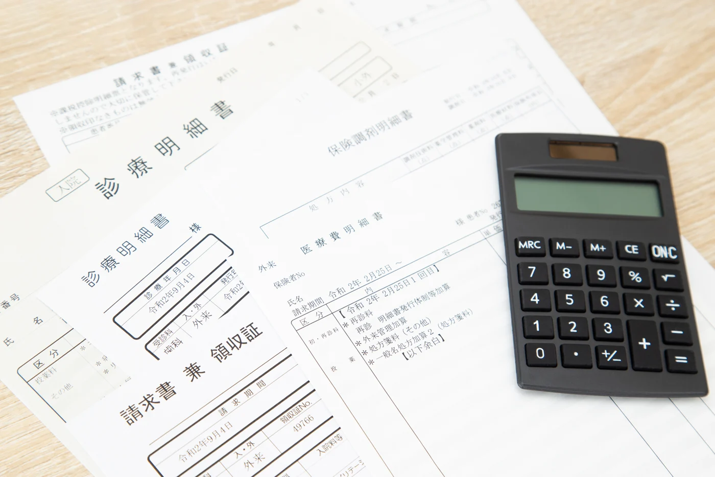 前歯だけ矯正の費用はいくら？部分矯正の料金相場と注意点を解説【日本歯科札幌院長が解説！】の参考画像