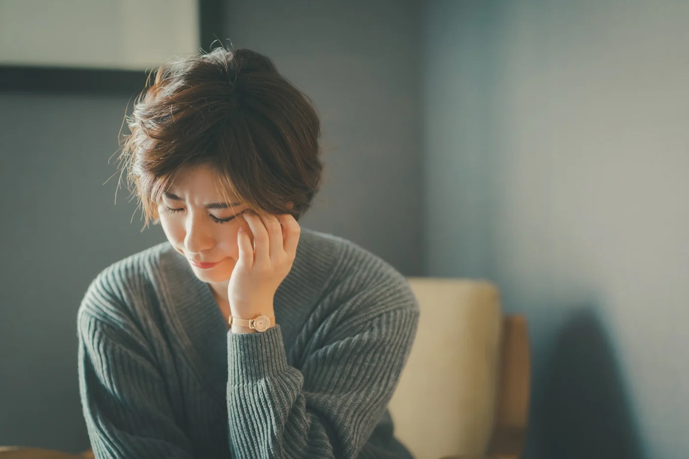 マウスピース矯正が気持ち悪い…違和感の正体と慣れるための対処法【日本歯科グループ代表が解説！】の参考画像
